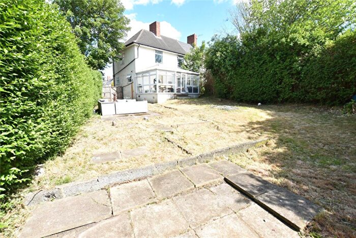 3 Bedroom Semi-Detached House For Sale In Cricklegate, Leeds, West Yorkshire, LS15