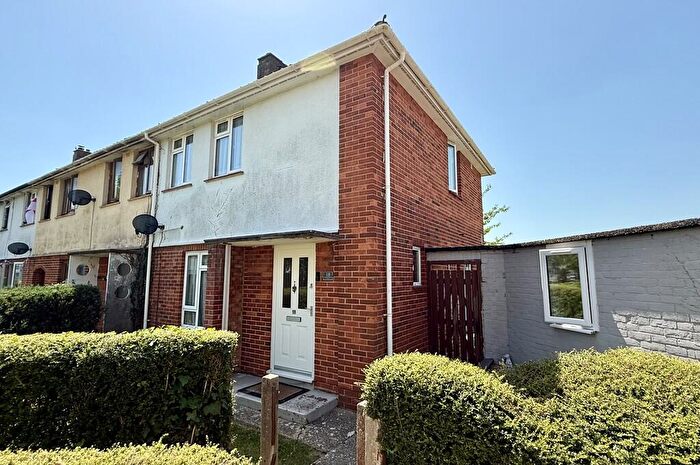 2 Bedroom End Of Terrace House For Sale In Prideaux-brune Avenue, Gosport, PO13