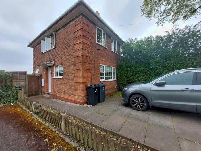 3 Bedroom Semi-Detached House To Rent In Willoughby Grove, Weoley Castle, Birmingham, B29
