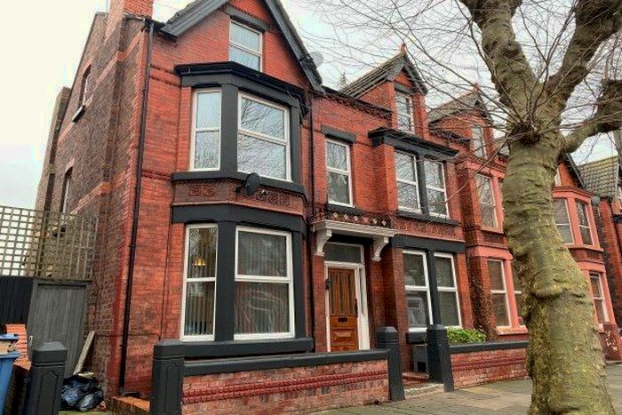 5 Bedroom Property To Rent In Dovedale Road, Liverpool L18