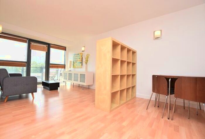 2 Bedroom Apartment To Rent In West One Aspect, Cavendish Street, S3