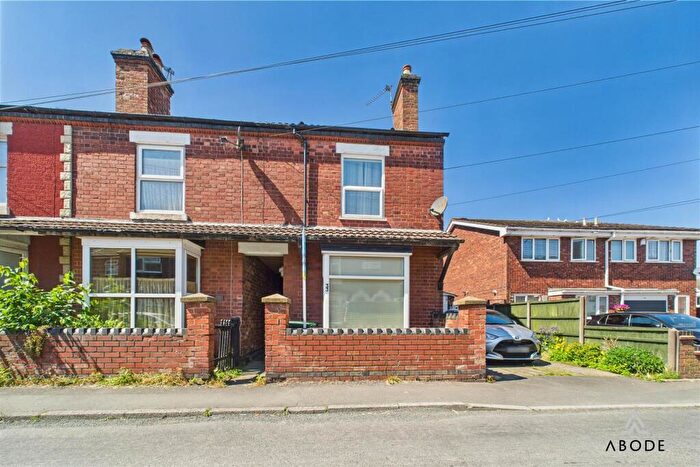 3 Bedroom End Of Terrace House For Sale In School Street, Church Gresley, Swadlincote, DE11