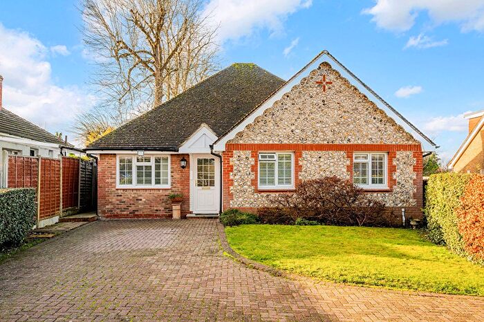 3 Bedroom Bungalow For Sale In Appletree Close, Kennel Lane, Fetcham, Leatherhead, KT22