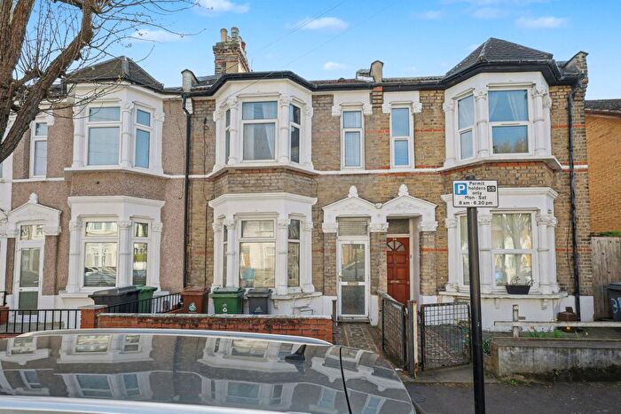 3 Bedroom Terraced House For Sale In Westerham Road, London, E10