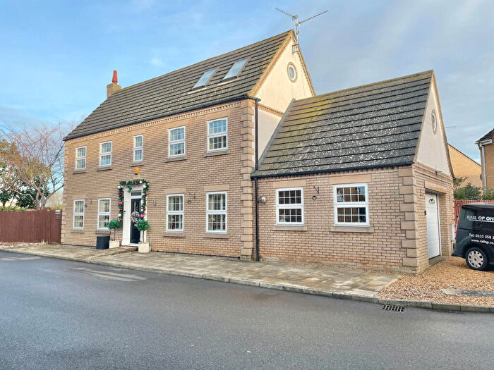 5 Bedroom Detached House For Sale In Blue Ridge Gardens March, PE15