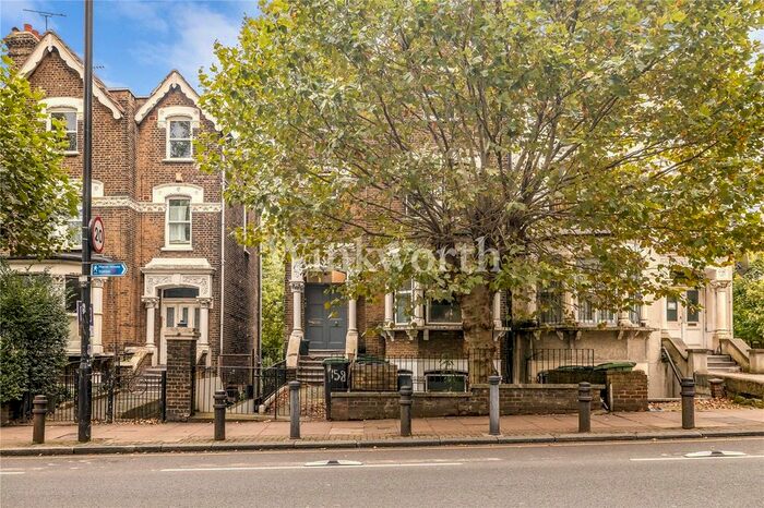 2 Bedroom Flat To Rent In Green Lanes, London, N4