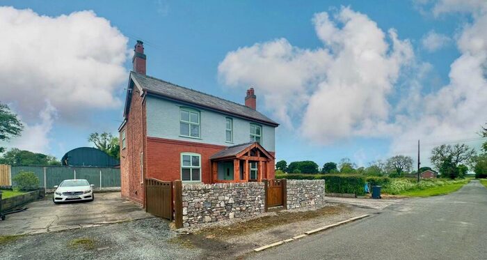 3 Bedroom House For Sale In Pen Y Cefn Road, Caerwys, Mold, CH7