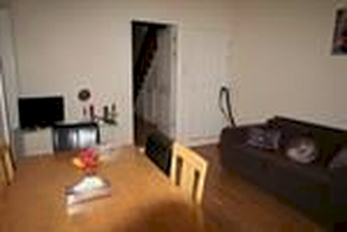1 Bedroom Flat To Rent In Brighton Grove, Arthurs Hill, Newcastle Upon Tyne, NE4