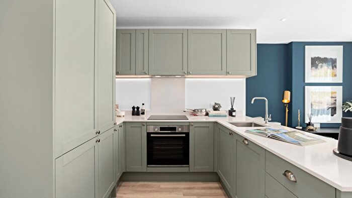 1 Bedroom Flat For Sale In Palliser Road, London, W14