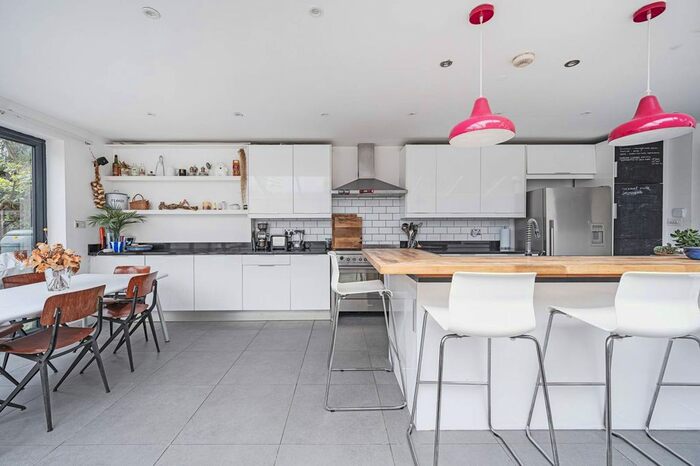 3 Bedroom Terraced House To Rent In Glenarm Road, Clapton, London, E5