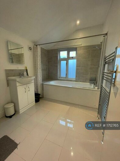 2 Bedroom Terraced House To Rent In Carey Street, Northampton, NN1