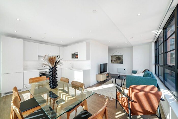 2 Bedroom Flat To Rent In Sherlock Street, Birmingham, B5