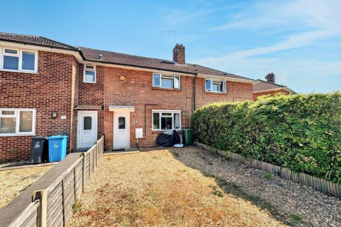 2 Bedroom Terraced House For Sale In Waterloo, BH17