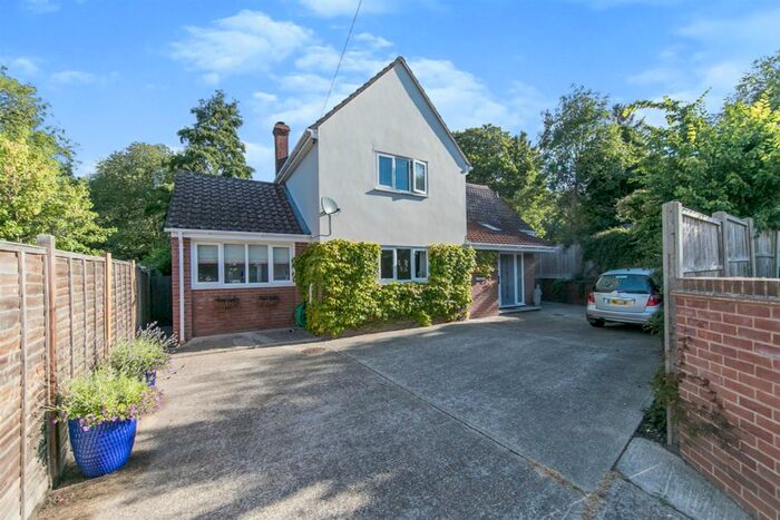 4 Bedroom Detached House For Sale In The Street, Pebmarsh, Halstead, CO9