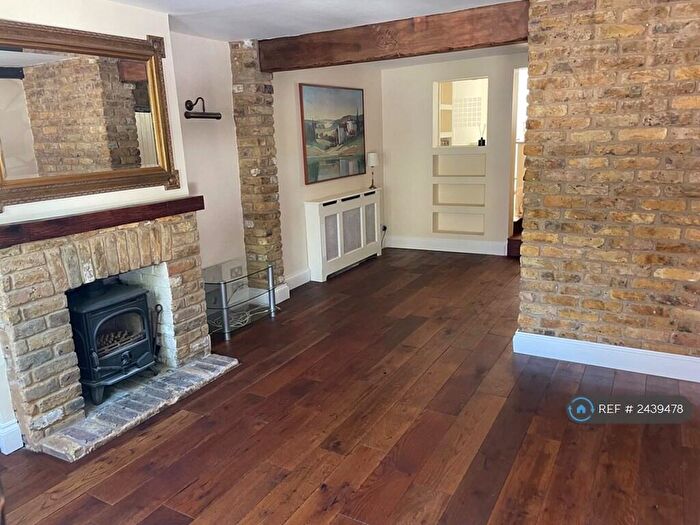 2 Bedroom Terraced House To Rent In Grove Cottages, Chigwell, IG7