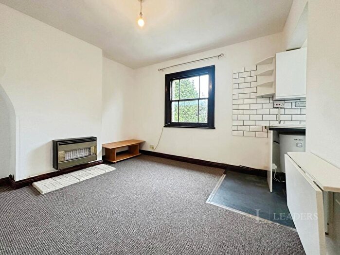 1 Bedroom Flat To Rent In Slad Road, Stroud, Gloucestershire, GL5