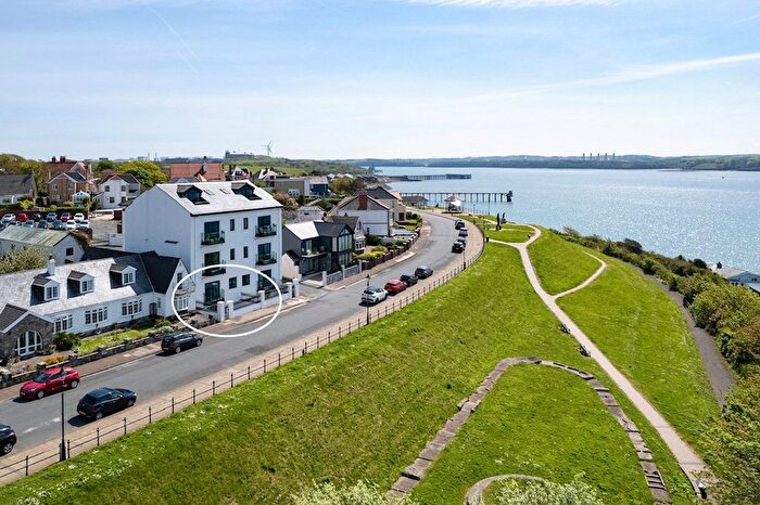 2 Bedroom Flat For Sale In Flat Murray Crescent House, The Rath, Milford Haven, Pembrokeshire, SA73