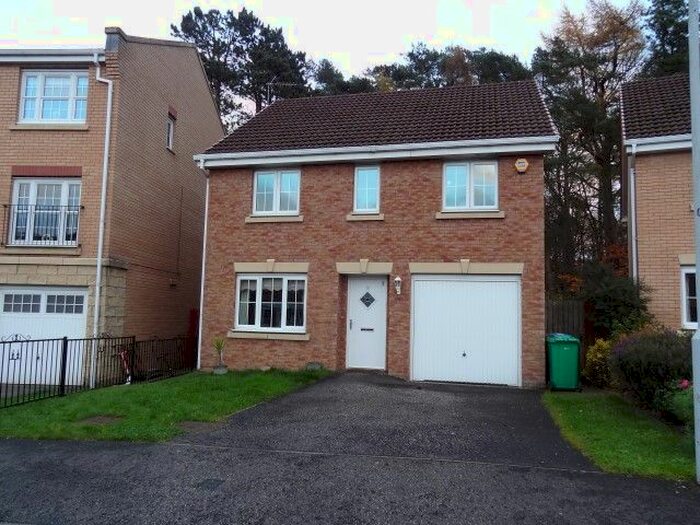 4 Bedroom Detached House To Rent In Woodlea Grove, Glenrothes, KY7
