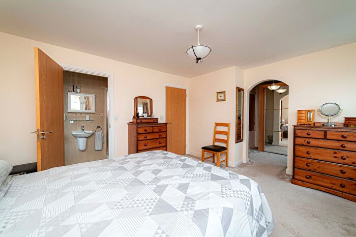 3 Bedroom Detached House For Sale In Rayham Road, Whitstable, CT5