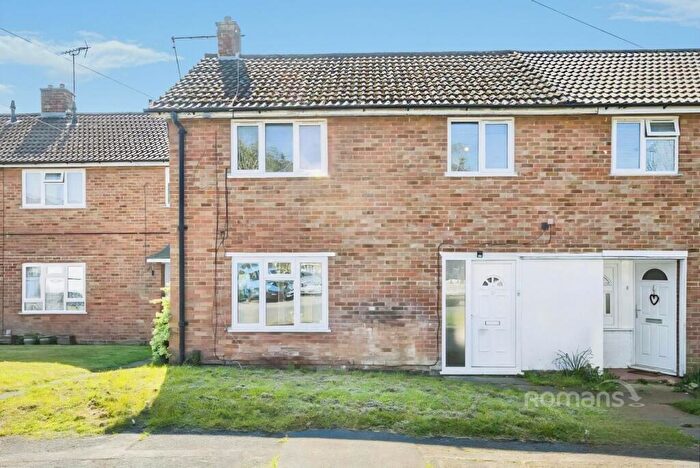 3 Bedroom Terraced House To Rent In Deepfield Road, Bracknell, RG12