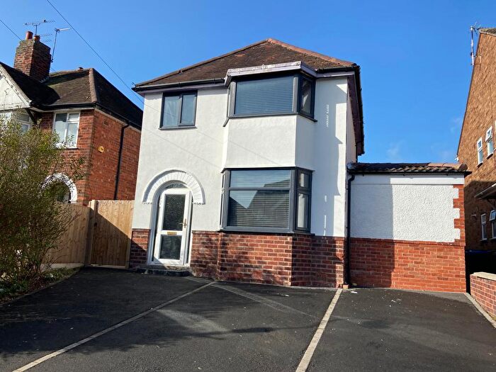 5 Bedroom House To Rent In The Close, Leamington Spa, CV31