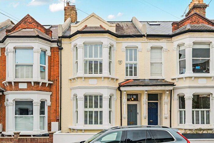 4 Bedroom House For Sale In Sugden Road, London, SW11