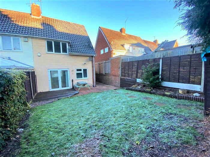 2 Bedroom Property To Rent In Corbyn Road, Dudley, DY1