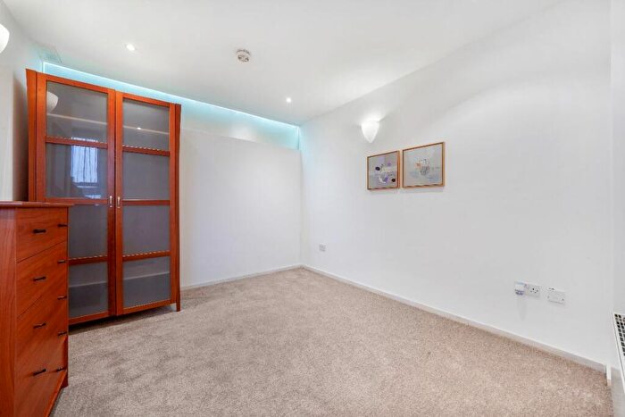 2 Bedroom Apartment To Rent In Opus Studios, Plaistow, E13