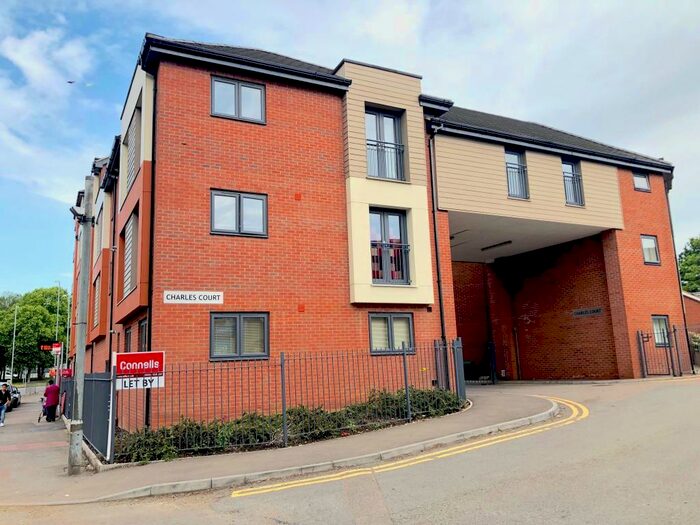 2 Bedroom Flat To Rent In Charles Court, Railway View, Kettering, NN16