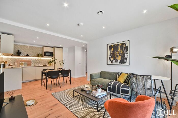 1 Bedroom Flat To Rent In Evelyn Street, London, SE8