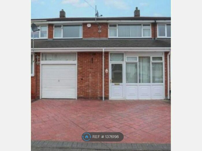 3 Bedroom Terraced House To Rent In Valentine Close, Sutton Coldfield, B74