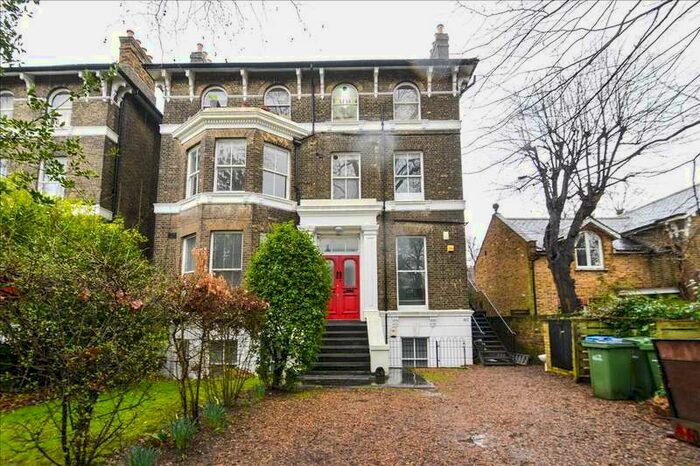 2 Bedroom Apartment To Rent In Beaconsfield Road, London, SE3