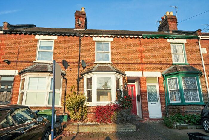 2 Bedroom Terraced House To Rent In London Road, High Wycombe, HP11