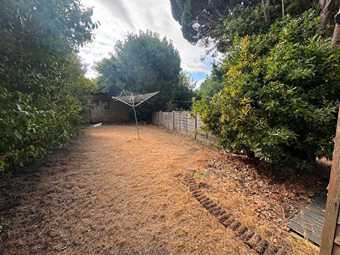 1 Bedroom Flat To Rent In Edgehill Road, Bournemouth, BH9
