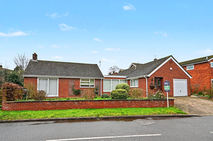 2 Bedroom Detached Bungalow For Sale In Old Hall Lane, Church Broughton, DE65