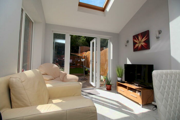 4 Bedroom Town House To Rent In Wath-upon-dearne, Rotherham, S63