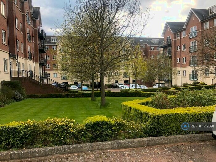 1 Bedroom Flat To Rent In Viridian Square, Aylesbury, HP21