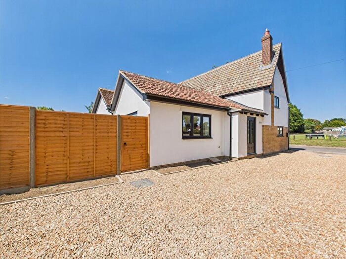 3 Bedroom Link Detached House For Sale In Ackerman Street, Eaton Socon, St. Neots, PE19