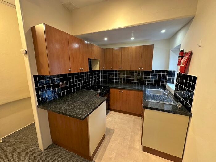 3 Bedroom Flat To Rent In Boutport Street, Barnstaple, EX31