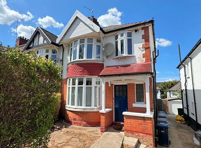 1 Bedroom Flat To Rent In Hollickwood Ave, North Finchley, N12