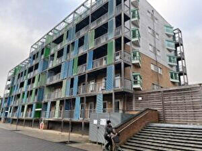 1 Bedroom Apartment To Rent In Warren Close, Cambridge, Cambridgeshire, CB2