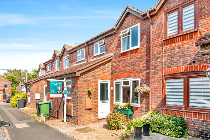3 Bedroom Terraced House For Sale In Blue Timbers Close, Bordon, GU35