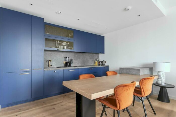 2 Bedroom Apartment To Rent In Rendel House, GoodLuck Hope Walk, E14