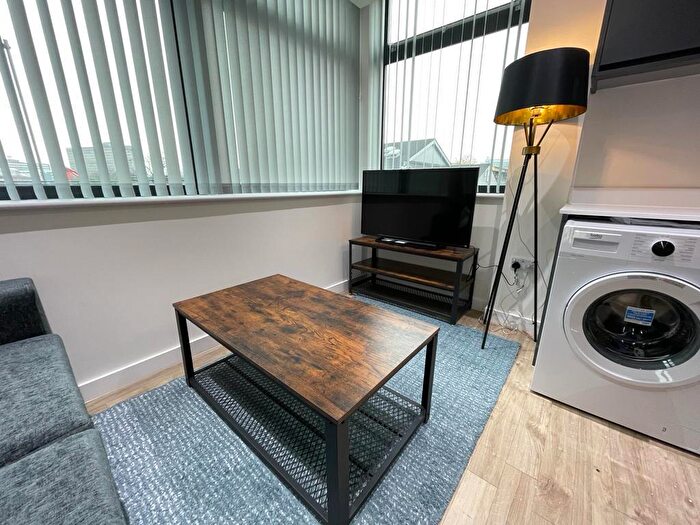 1 Bedroom Apartment For Sale In Paragon, Seymour Grove, M16