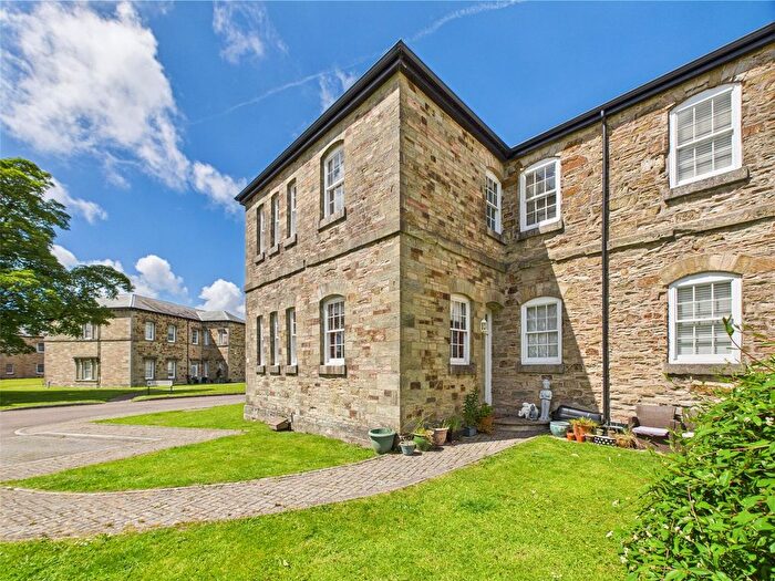 3 Bedroom End Terrace House For Sale In Park Drive, Bodmin, Cornwall, PL31