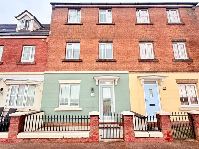 4 Bedroom Town House For Sale In Mariners Quay, Port Talbot, SA12