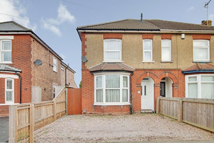 3 Bedroom Semi-Detached House For Sale In Wisbech Road, March, PE15