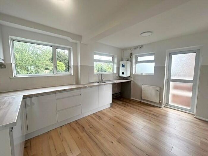 3 Bedroom House To Rent In Merlin Road, Romford, RM5