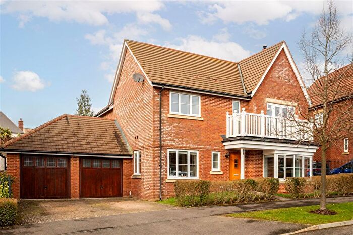 4 Bedroom Detached House For Sale In Rocky Drive, Haywards Heath, RH16