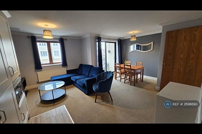 2 Bedroom Flat To Rent In Broughton, Milton Keynes, MK10